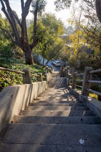 Going down the Henry stairs